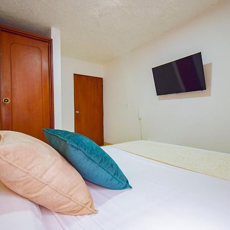 Hotel Toledo Plaza Armenia  Exterior photo