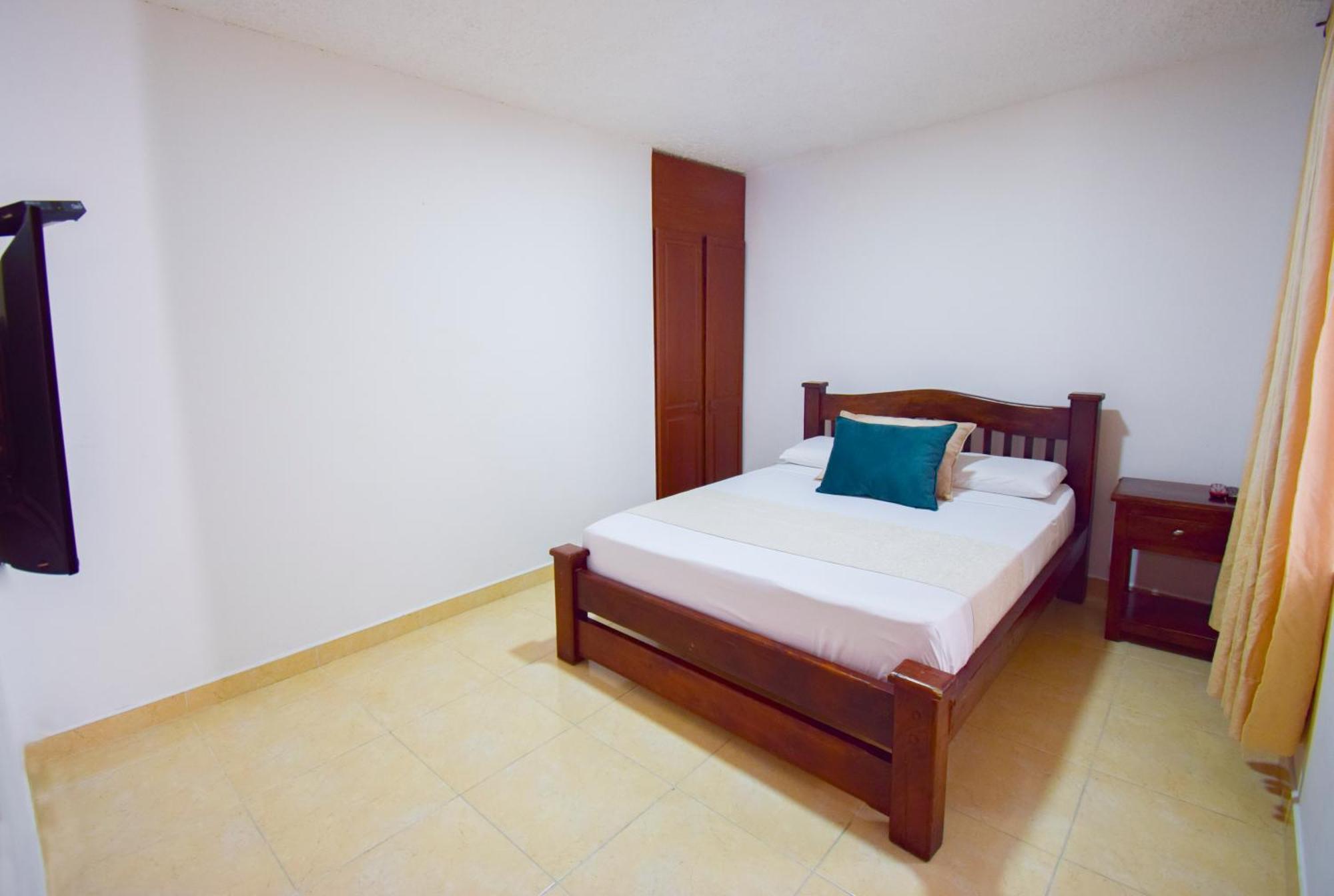 Hotel Toledo Plaza Armenia  Exterior photo