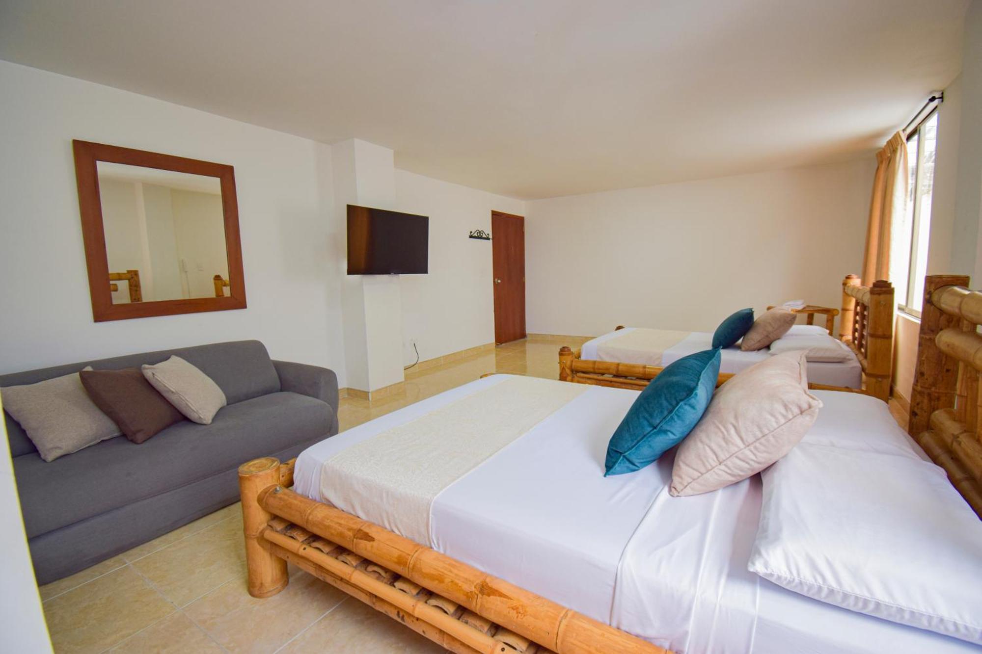 Hotel Toledo Plaza Armenia  Exterior photo