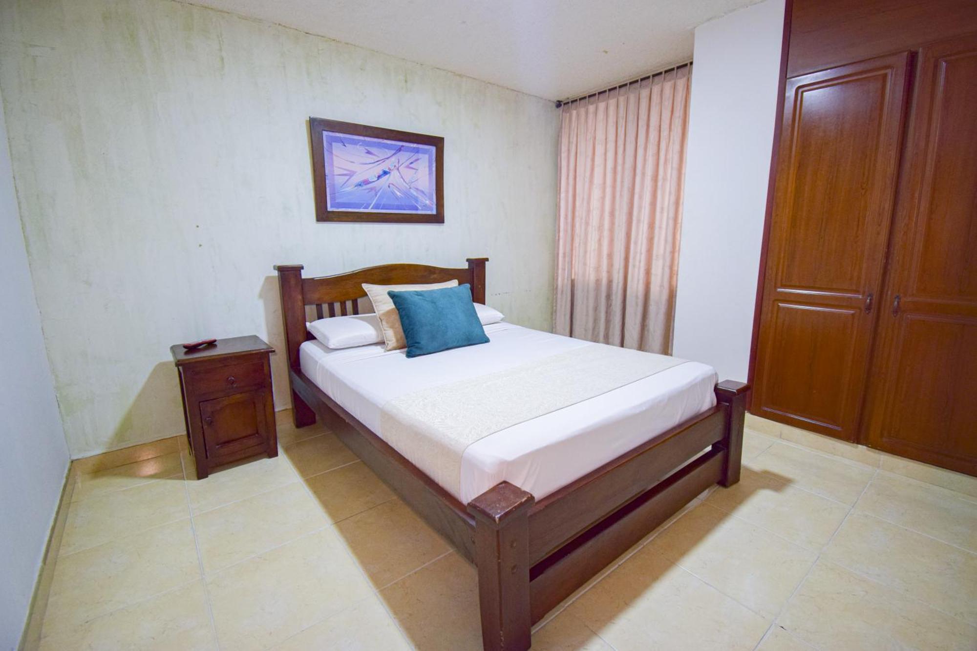 Hotel Toledo Plaza Armenia  Exterior photo