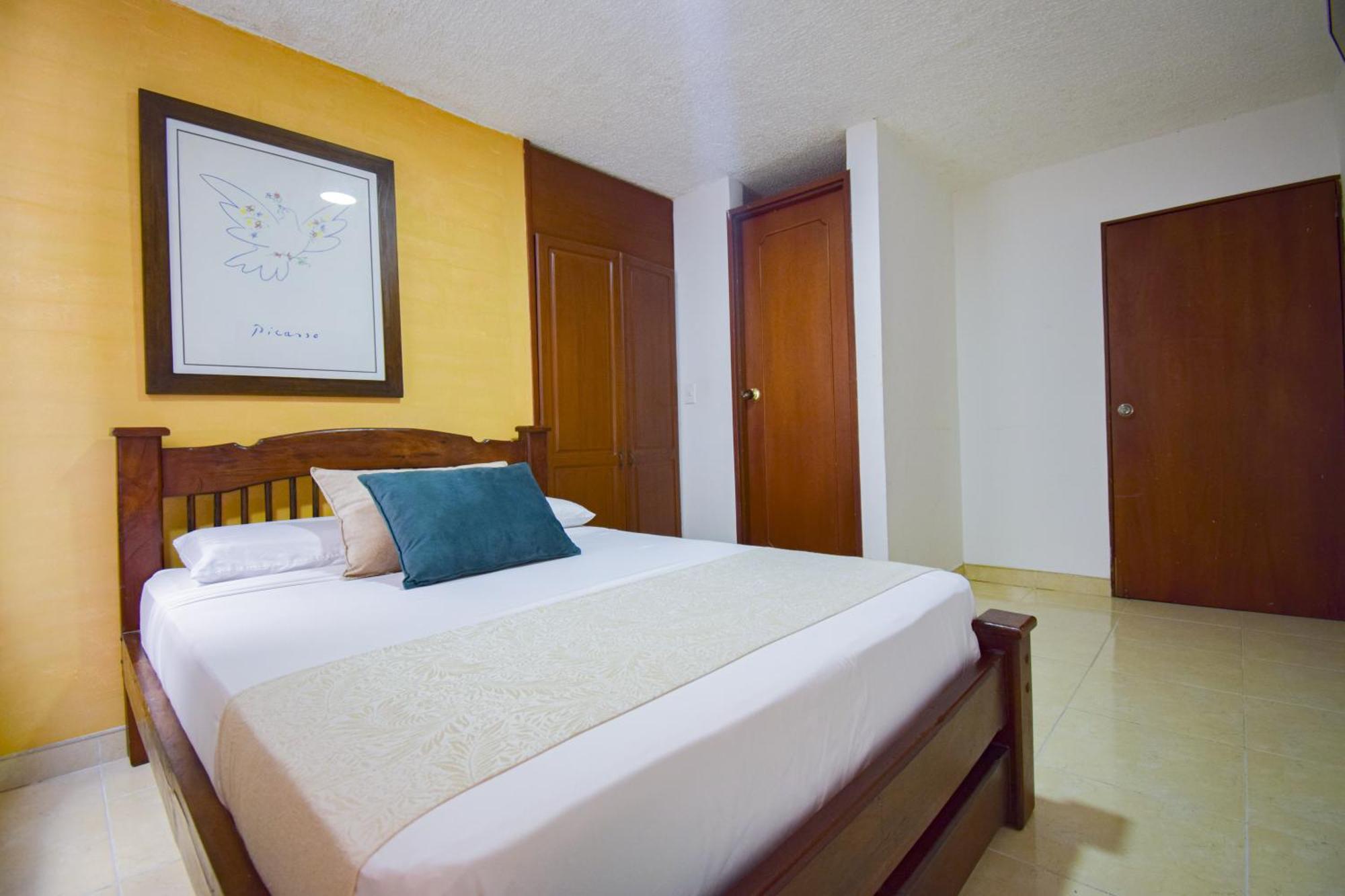 Hotel Toledo Plaza Armenia  Exterior photo