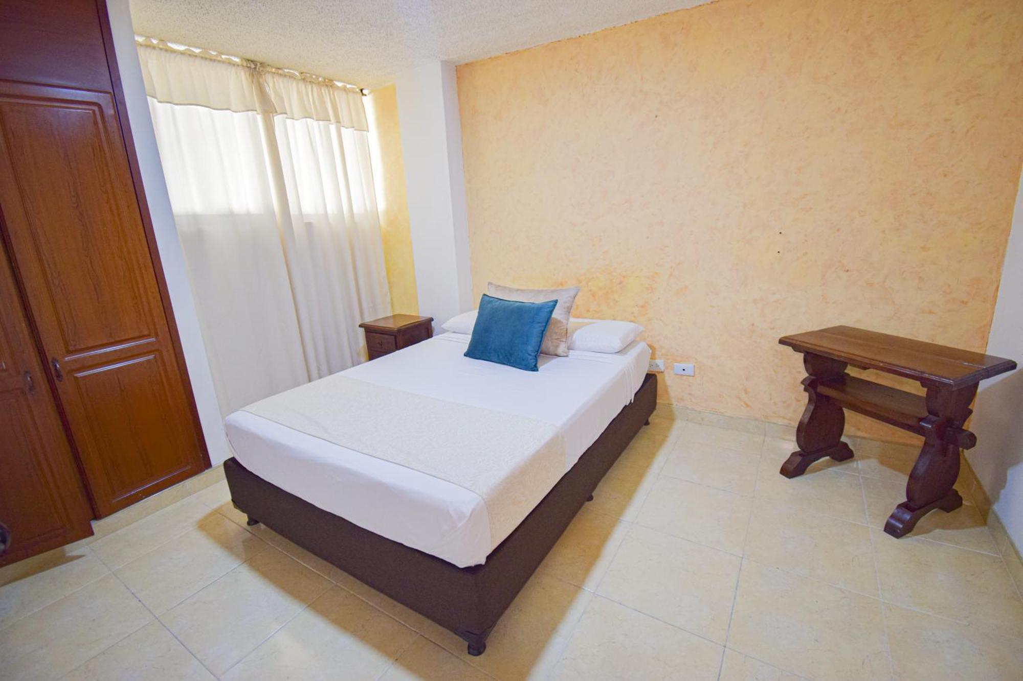 Hotel Toledo Plaza Armenia  Exterior photo