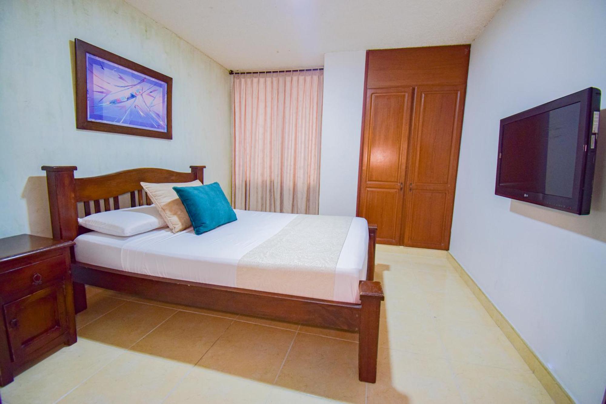 Hotel Toledo Plaza Armenia  Exterior photo