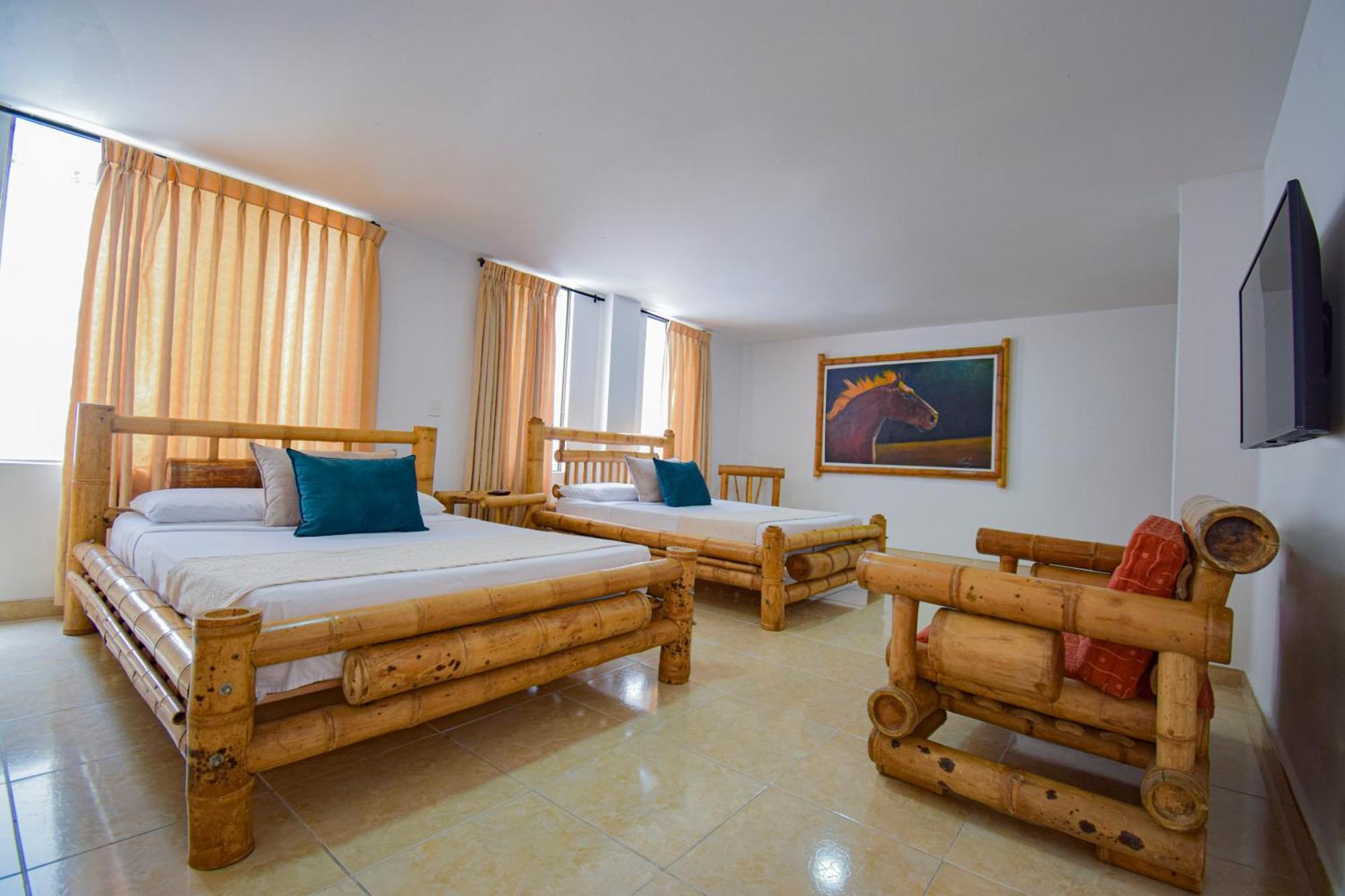 Hotel Toledo Plaza Armenia  Exterior photo
