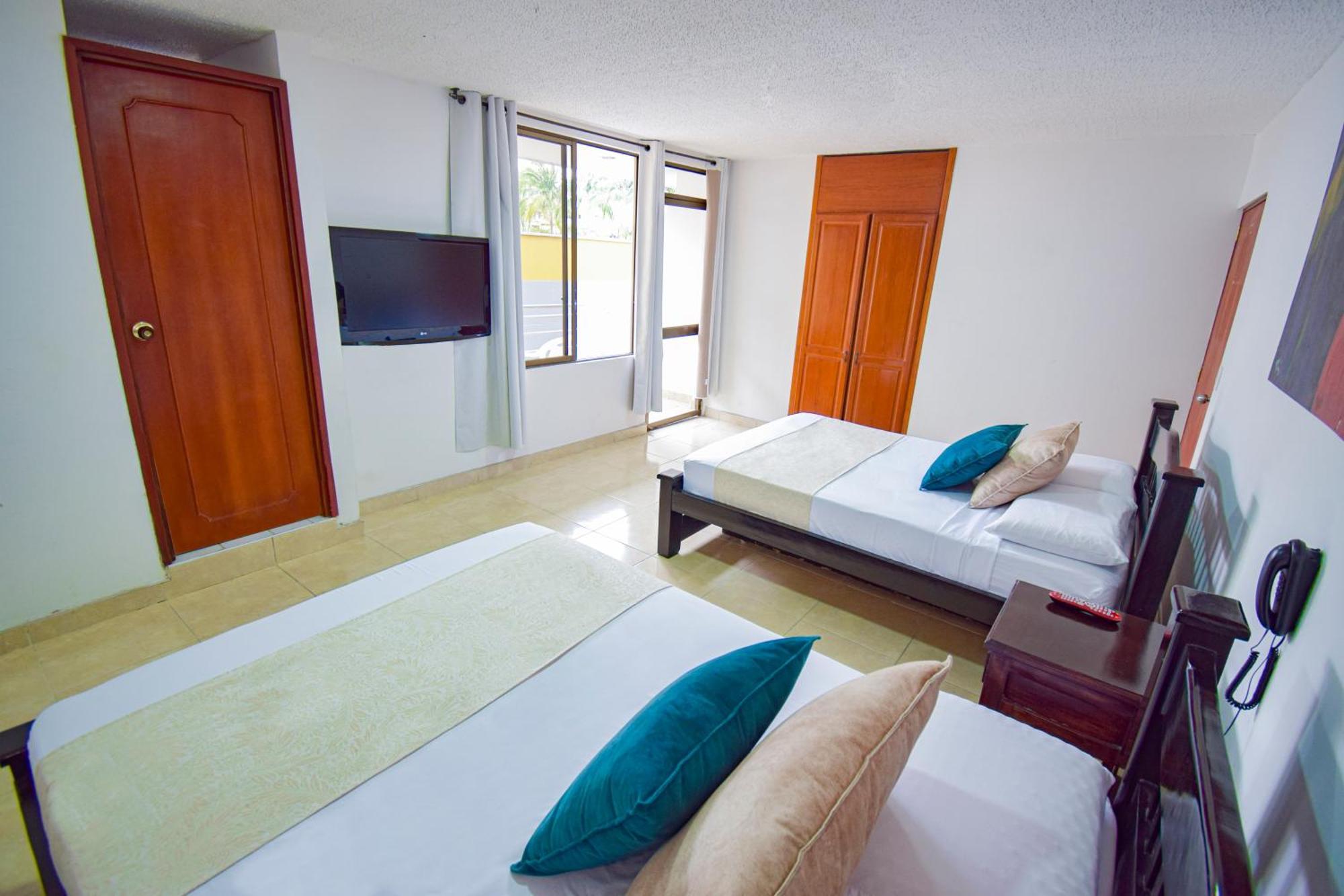 Hotel Toledo Plaza Armenia  Exterior photo
